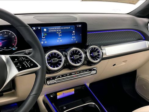 New 2026 Mercedes-Benz GLB 250 image 6