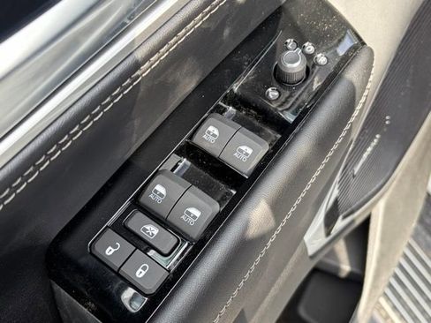 New 2026 Jeep Grand Wagoneer Limited image 13