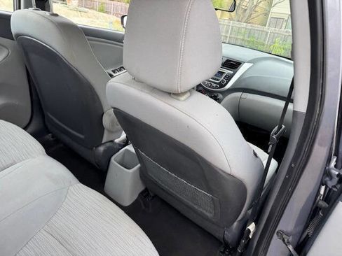 Used 2017 Hyundai Accent SE FWD image 15