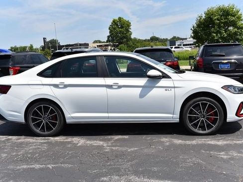 New 2026 Volkswagen Jetta GLI Autobahn FWD image 5