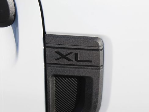 New 2025 Ford Maverick XL w/ Equipment Group 102A image 9