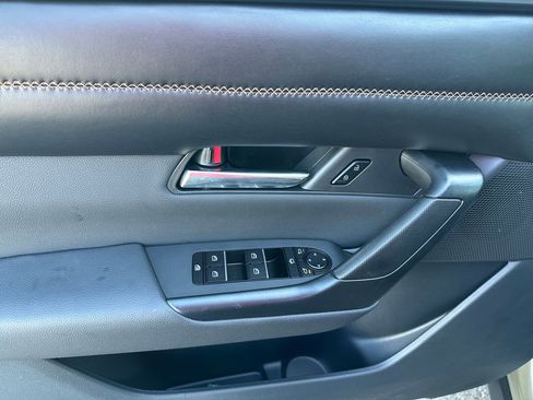 Certified 2025 MAZDA CX-50 2.5 Turbo w/ Premium Plus Pkg image 12