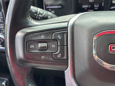 Used 2022 GMC Sierra 1500 SLT w/ SLT Premium Plus Package AWD/4WD image 32