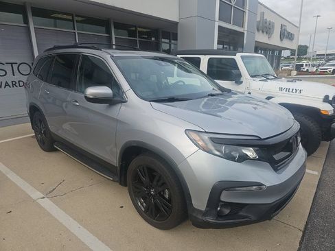 Used 2021 Honda Pilot Special Edition image 3