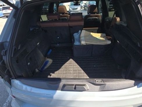 Used 2024 BMW X5 xDrive40i w/ M Sport Package image 24