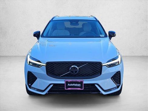 New 2026 Volvo XC60 B5 Ultra w/ Climate Package image 2