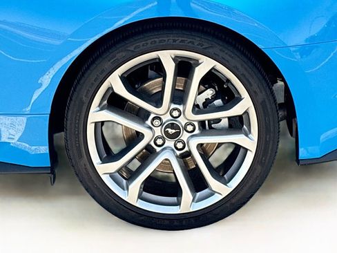 Used 2022 Ford Mustang GT Premium w/ Equipment Group 401A RWD image 27