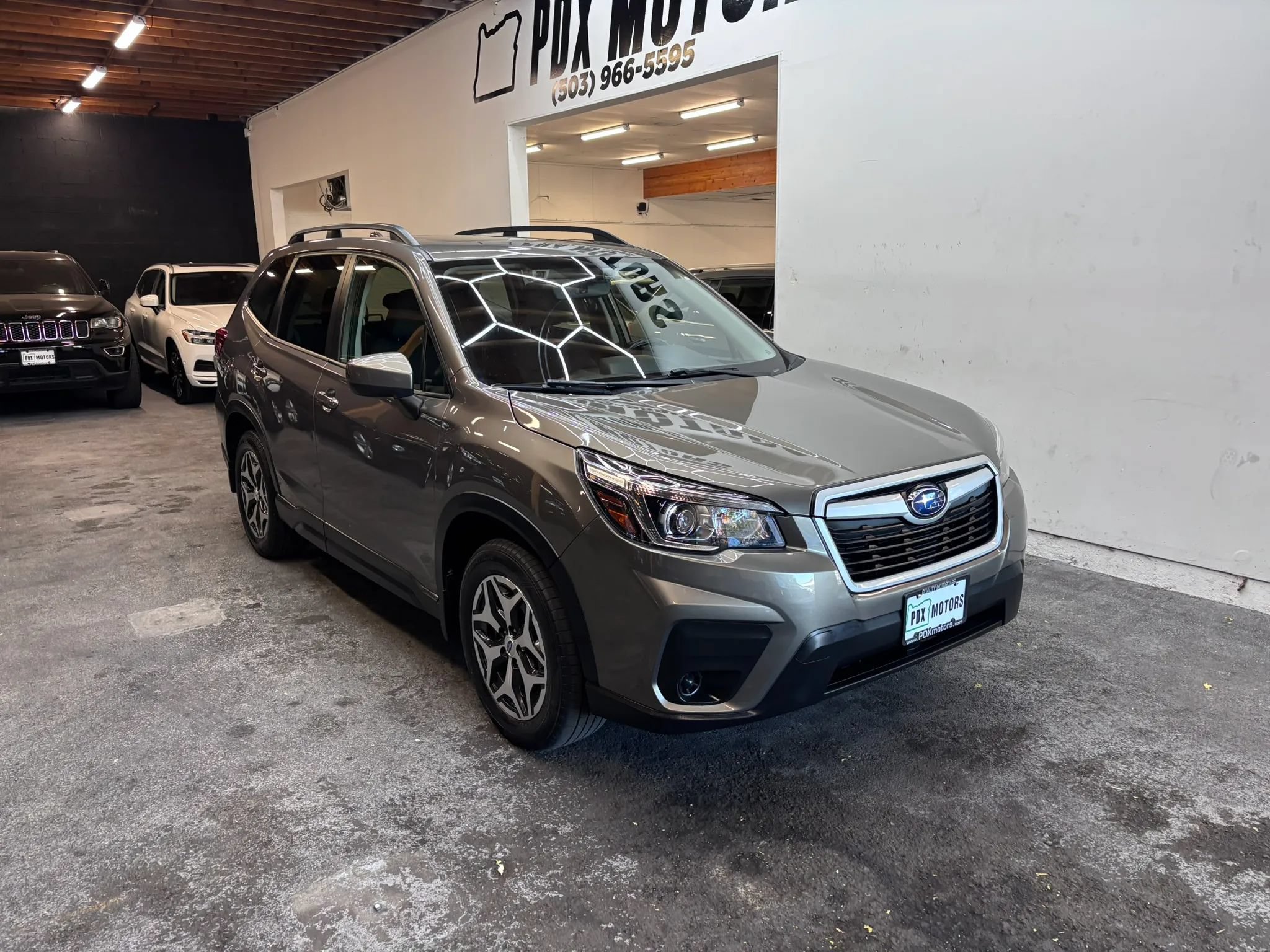 Used 2019 Subaru Forester Premium w/ All-Weather Package AWD/4WD image 2