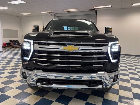 New 2026 Chevrolet Silverado 2500 LTZ w/ LTZ Premium Package image 2