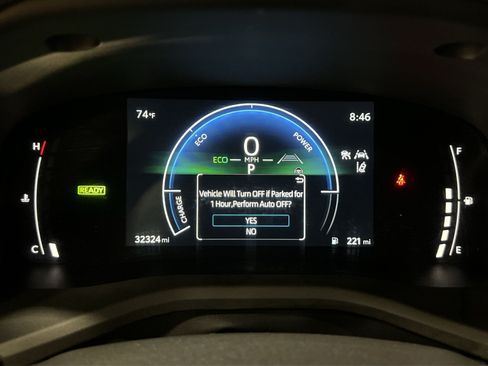 Used 2025 Toyota Camry SE FWD image 17