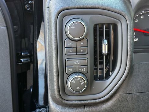 New 2026 Chevrolet Silverado 1500 W/T image 11