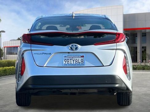 Certified 2018 Toyota Prius Prime Premium image 6