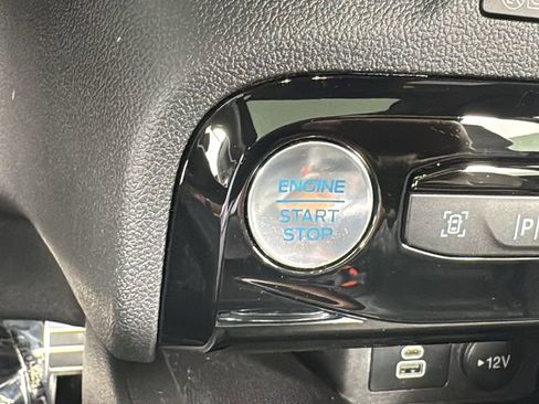 Used 2024 Ford Escape ST-Line Elite w/ Premium Technology Package image 24