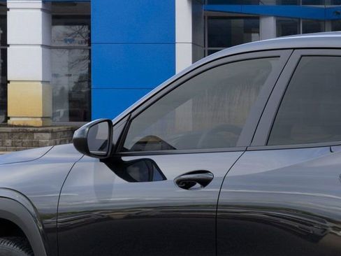 New 2026 Chevrolet Trax LS image 12
