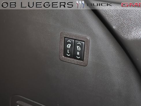 Certified 2023 Buick Enclave Avenir w/ Avenir Technology Package image 25