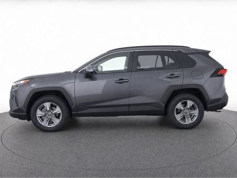 Used 2025 Toyota RAV4 XLE AWD/4WD image 6