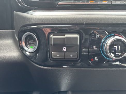 New 2026 GMC Sierra 1500 SLT w/ SLT Premium Plus Package image 5