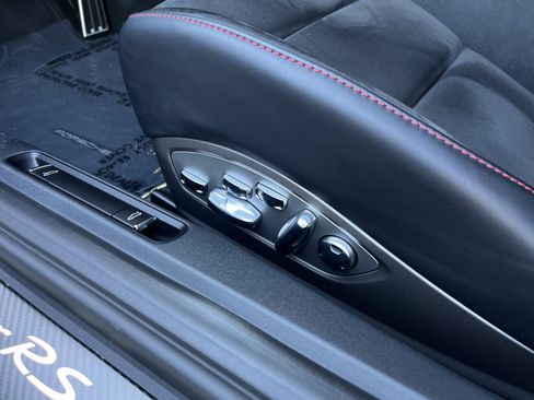 Certified 2025 Porsche 718 Boxster Spyder RS image 19