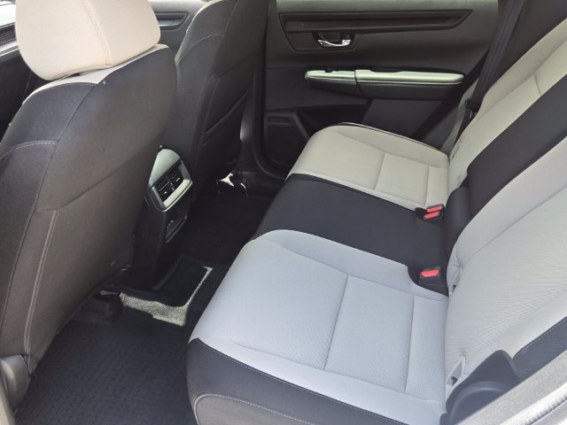Used 2025 Honda CR-V EX image 11