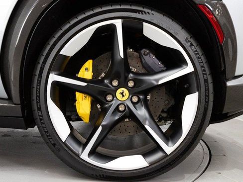 Certified 2025 Ferrari Purosangue image 13