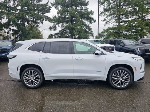 New 2026 Buick Enclave Avenir w/ Super Cruise Package image 6