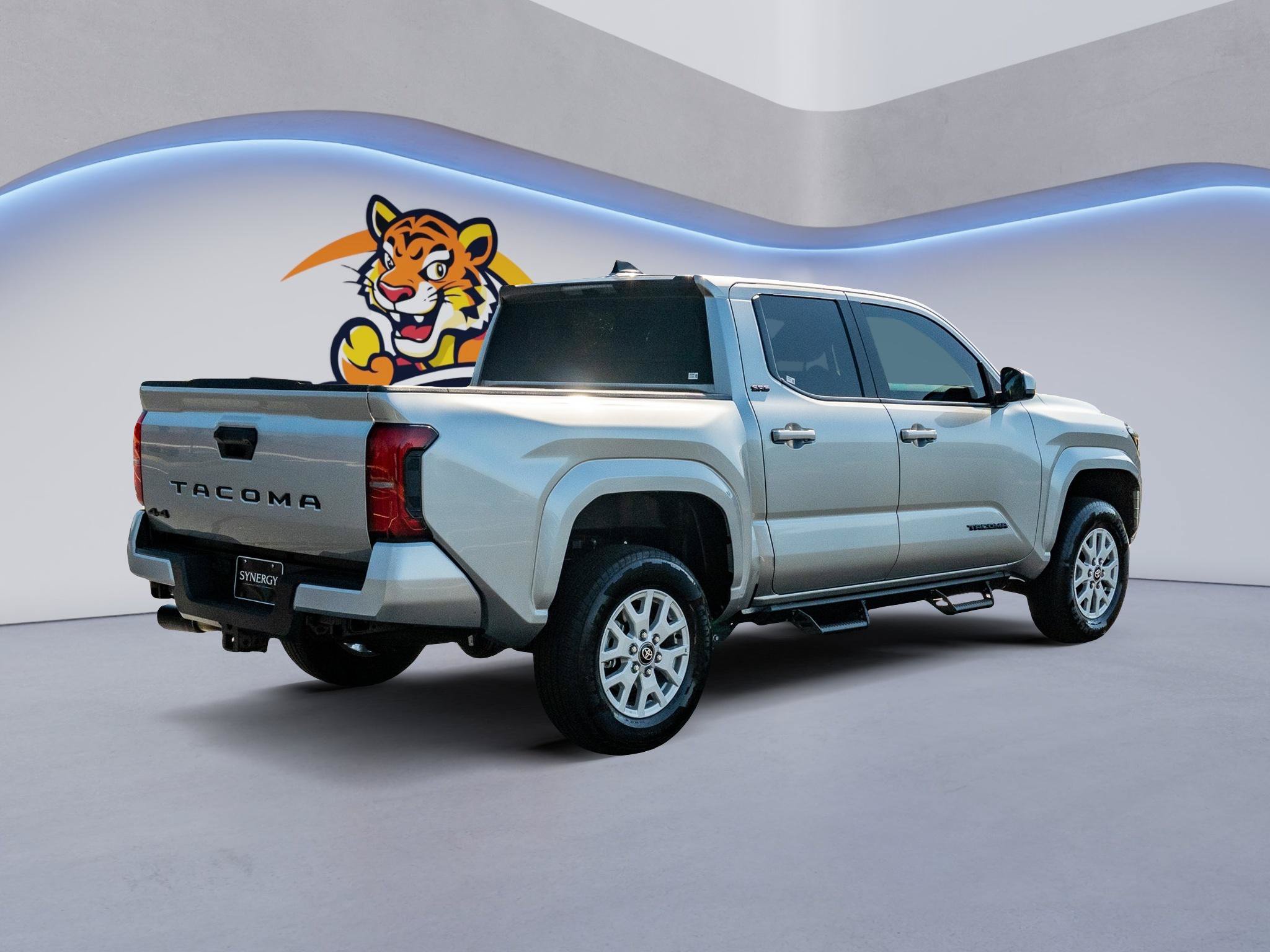 Used 2026 Toyota Tacoma SR5 AWD/4WD image 5