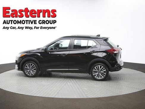Used 2024 Nissan Kicks SR image 60