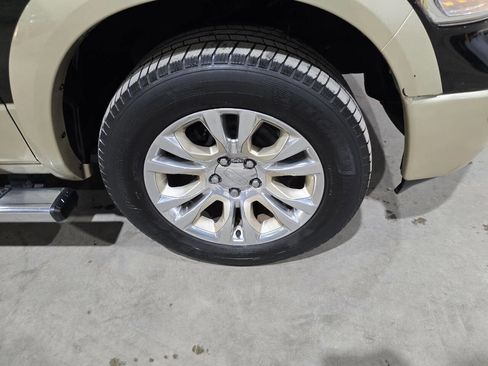 Used 2014 RAM 1500 Laramie Longhorn w/ Convenience Group image 28