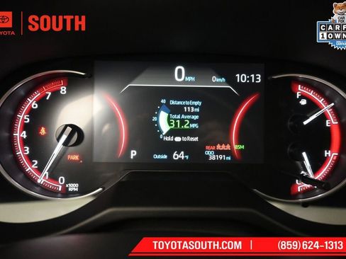Used 2025 Toyota RAV4 XLE AWD/4WD image 12
