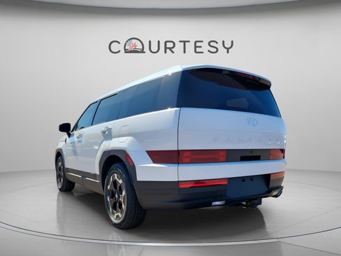 New 2026 Hyundai Santa Fe SE w/ Tow & Go Package image 3