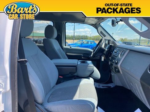 Used 2015 Ford F350 XLT w/ XLT Premium Package AWD/4WD image 15