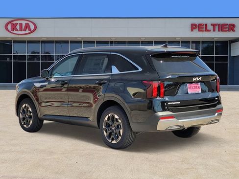 New 2026 Kia Sorento S w/ S Panoramic Sunroof Package AWD/4WD image 3