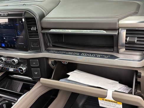 Used 2026 Ford F450 Platinum w/ Platinum Plus Package image 41