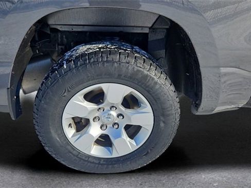 Used 2019 RAM 1500 Big Horn image 18