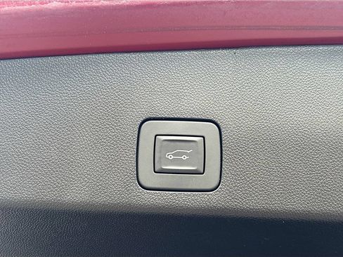 Used 2025 Buick Encore GX Sport Touring w/ Advanced Technology Package FWD image 15
