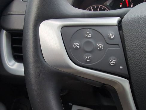 Used 2024 GMC Terrain SLT w/ Infotainment Package II image 21