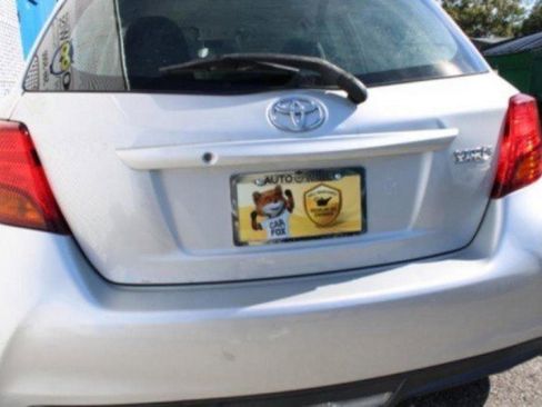 Used 2017 Toyota Yaris L image 44