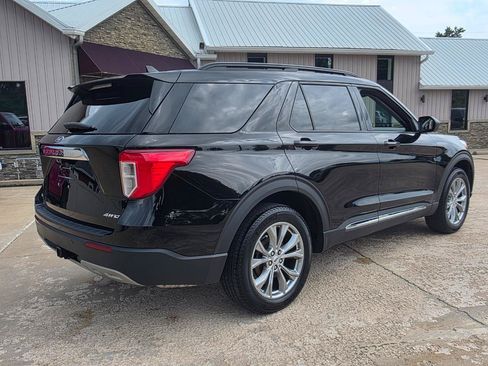 Used 2022 Ford Explorer XLT AWD/4WD image 23