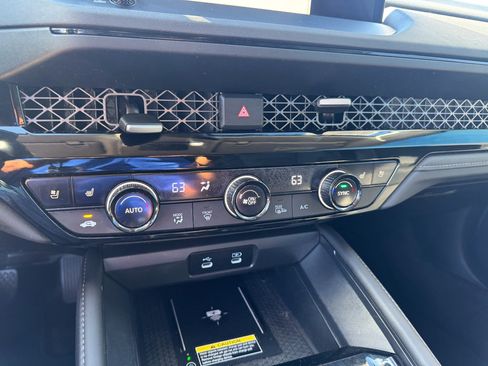 Used 2025 Honda Accord Touring image 17