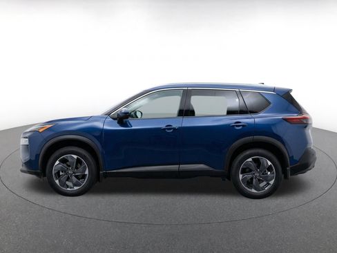 Used 2025 Nissan Rogue SV AWD/4WD image 5