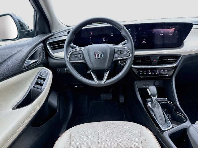 Used 2025 Buick Encore GX Avenir AWD/4WD image 25