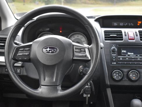 Used 2013 Subaru Impreza 2.0i Premium image 19