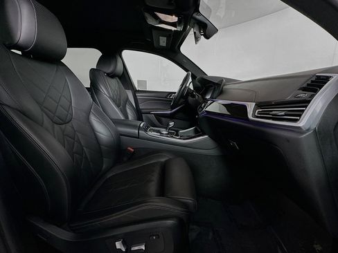 Used 2023 BMW X5 xDrive45e image 8