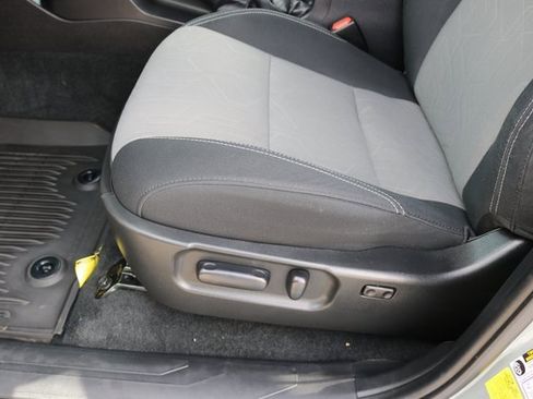 Used 2023 Toyota Tacoma TRD Off-Road image 13