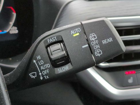 Certified 2024 BMW X3 xDrive30i w/ Convenience Package image 12