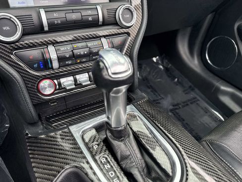 Used 2020 Ford Mustang GT Premium image 23