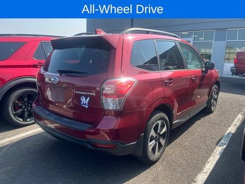 Used 2018 Subaru Forester 2.5i Premium w/ Protection Package #1 AWD/4WD image 5