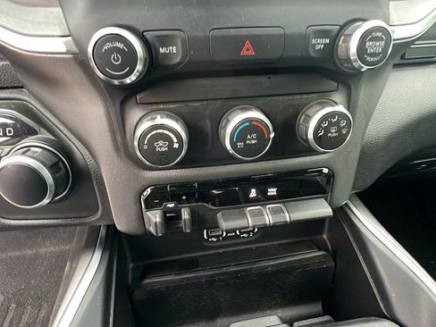 Used 2020 RAM 1500 Big Horn image 33