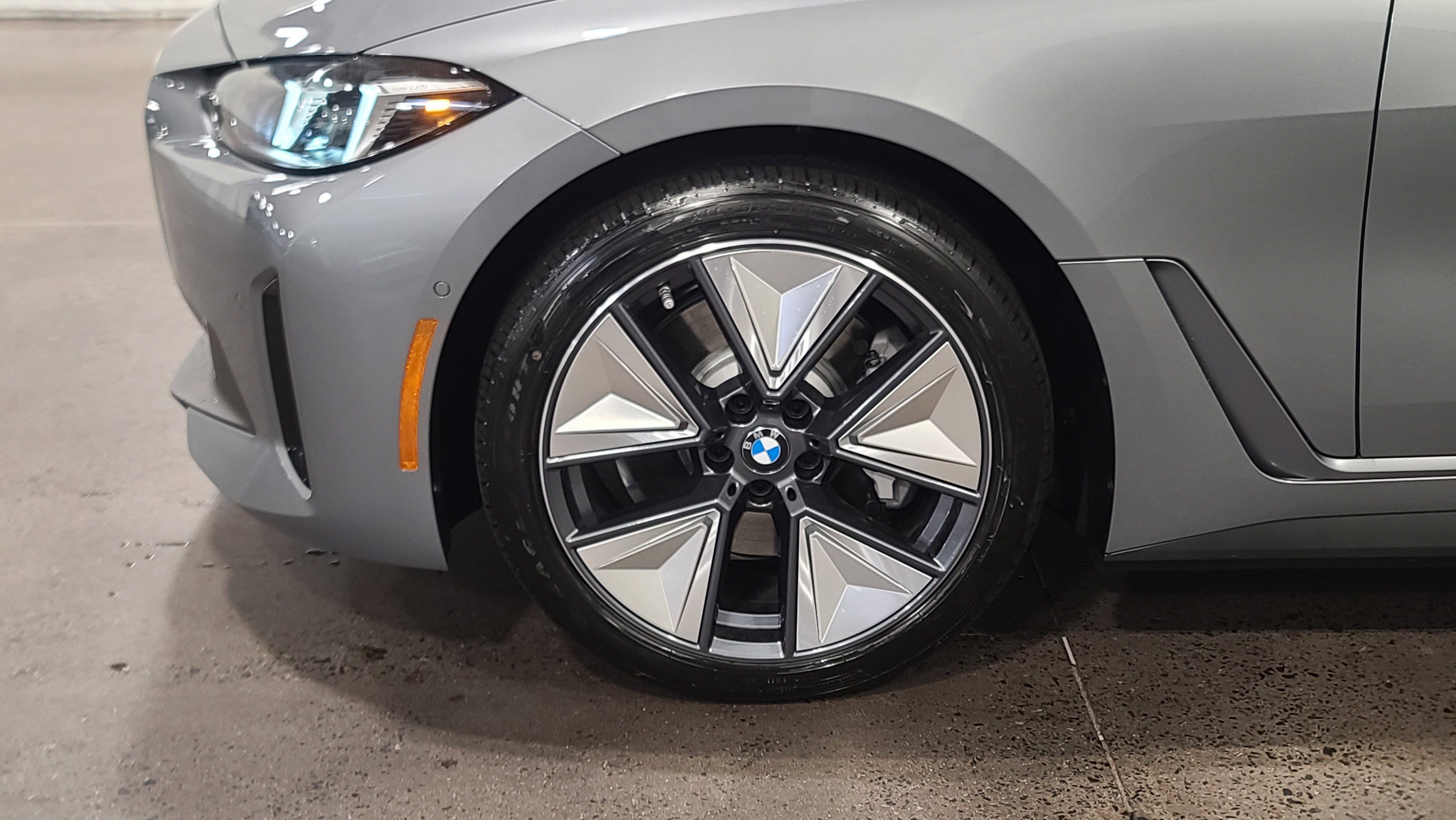 New 2026 BMW i4 xDrive40i w/ Premium Package AWD/4WD image 10