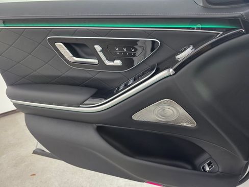 New 2026 Mercedes-Benz S 580 4MATIC Sedan image 20